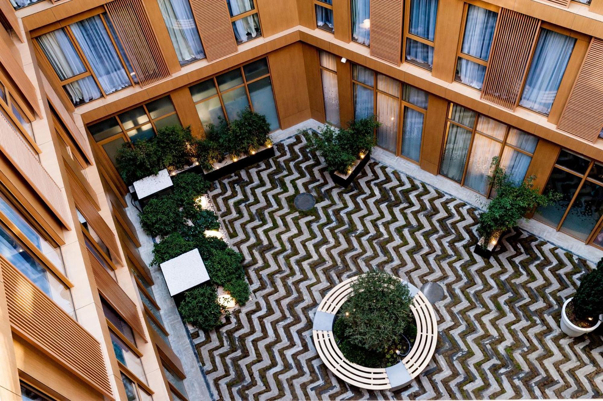 Holiday Inn Express Tbilisi Avlabari By Ihg Exterior foto